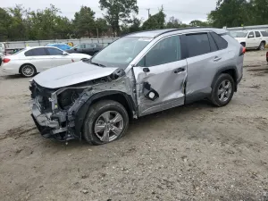 Toyota Rav4 XLE 2.5L 4 2024