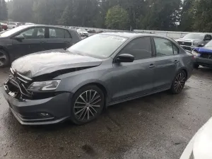 Volkswagen Jetta SPORT 1.8L 4 2016
