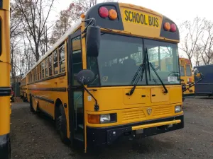 IC Corporation RE Series RE 7.6L 6 2015