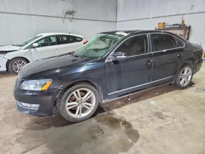 Volkswagen Passat 2.0L 4 2012