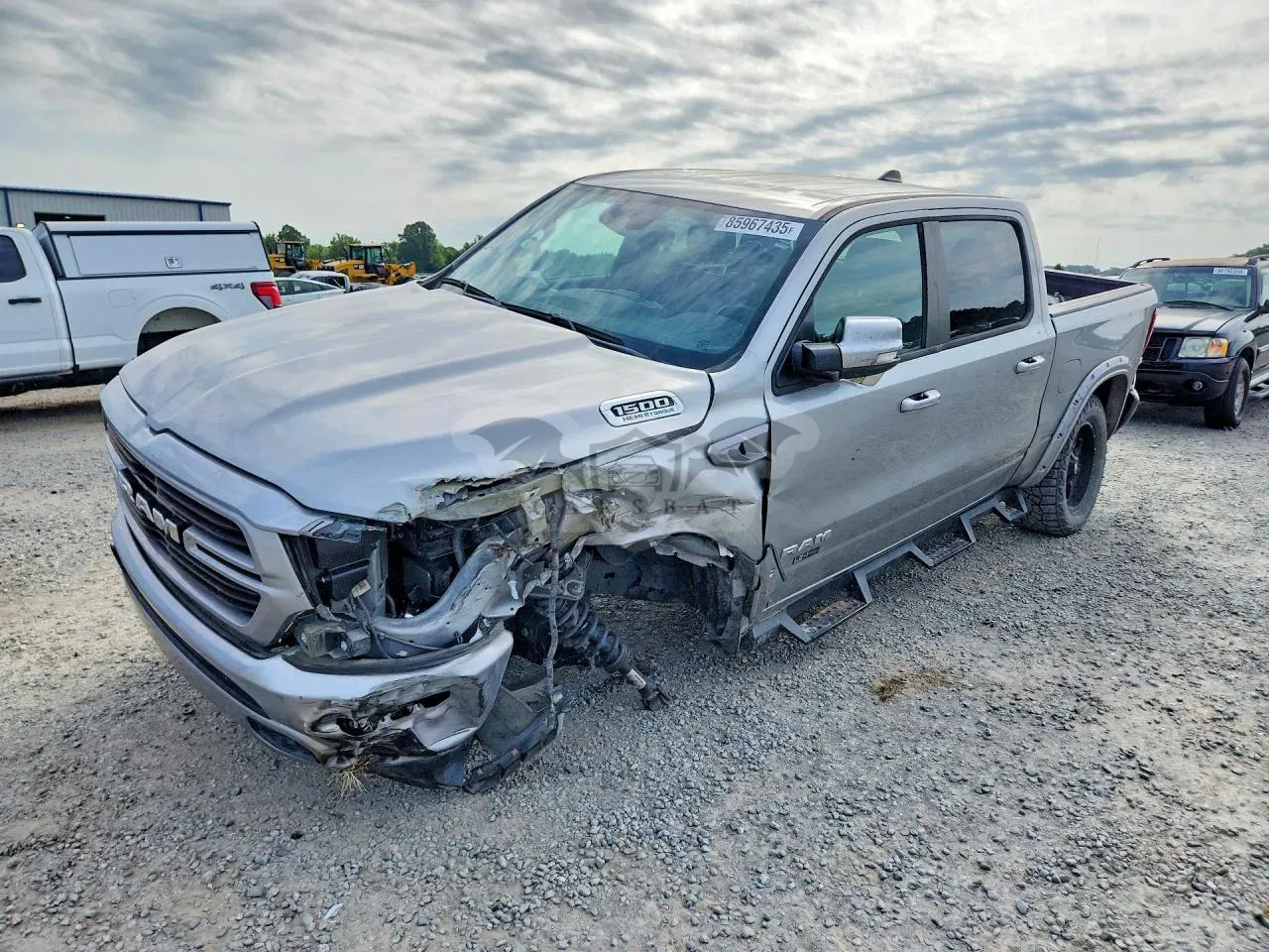 RAM 1500 5.7L 8 2021
