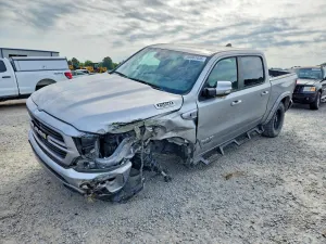 RAM 1500 5.7L 8 2021