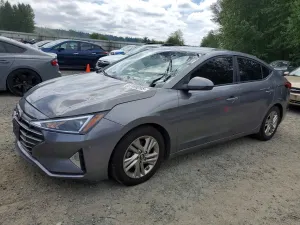 Hyundai Elantra 2.0L 4 2019