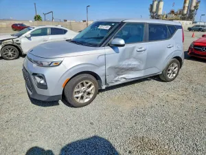 Kia Soul 2.0L 4 2020