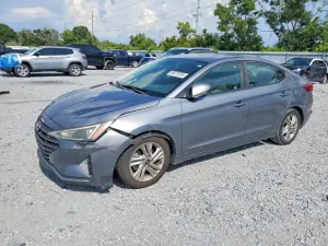 Hyundai Elantra 2.0L 4 2019