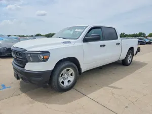 RAM 1500 5.7L 8 2024