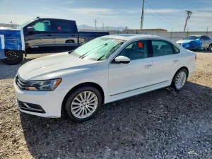 Volkswagen Passat 1.8L 4 2016