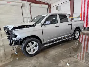 RAM 1500 5.7L 8 2015