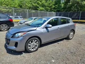 Mazda 3 2.0L 4 2013