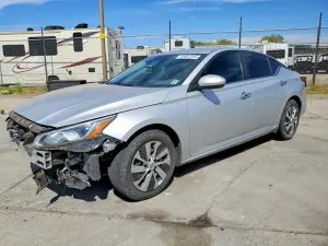 Nissan Altima 2.5L 4 2020