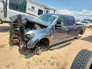 Ford F-350 6.7L 8 2017