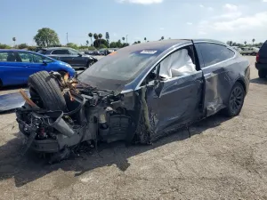 Tesla Model X 2018