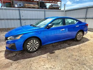 Nissan Altima 2.5L 4 2025