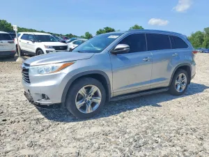 Toyota Highlander 3.5L 6 2014