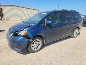 Toyota Sienna 3.5L 6 2012