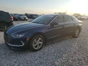 Hyundai Sonata SE 2.5L 4 2021