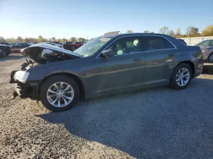 Chrysler 300 TOURING 3.6L 6 2018