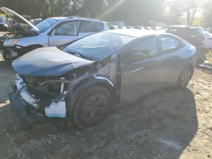 Toyota Prius LE 2.0L 4 2025