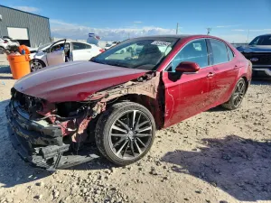 Toyota Camry XSE 2.5L 4 2018