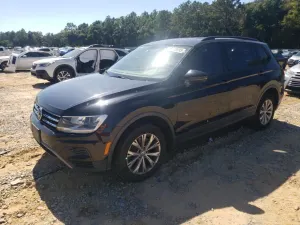 Volkswagen Tiguan S 2.0L 4 2018