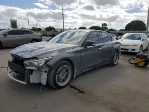 Infiniti Q50 PURE 3.0L 6 2020