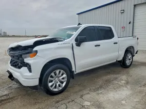Chevrolet Silverado 1500 K1500 CUSTOM 2.7L 4 2025