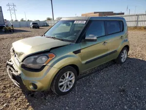 Kia Soul + 2.0L 4 2013