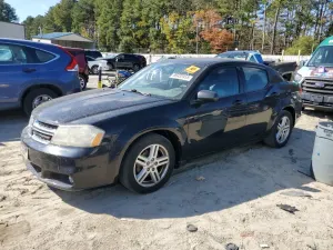 Dodge Avenger SXT 2.4L 4 2013