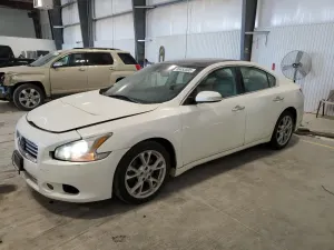 Nissan Maxima S 3.5L 6 2012