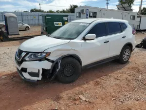 Nissan Rogue S 2.5L 4 2020