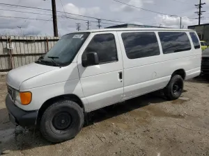 Ford Econoline E350 SUPER DUTY WAGON 5.4L 8 2006