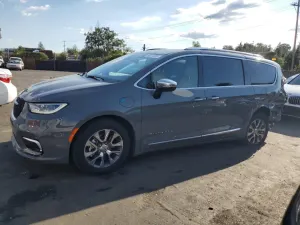 Chrysler Pacifica HYBRID PINNACLE 3.6L 6 2023