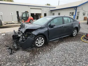 Toyota Corolla LE 2.0L 4 2025
