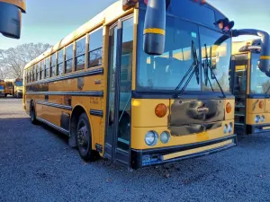 Thomas Built Buses Saf-T-Liner HDX 8.9L 6 2012