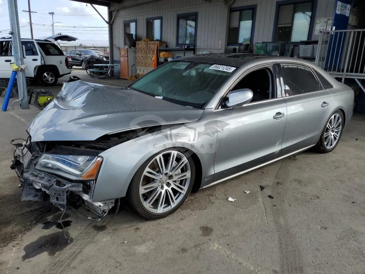 Audi A8 L QUATTRO 4.0L 8 2013