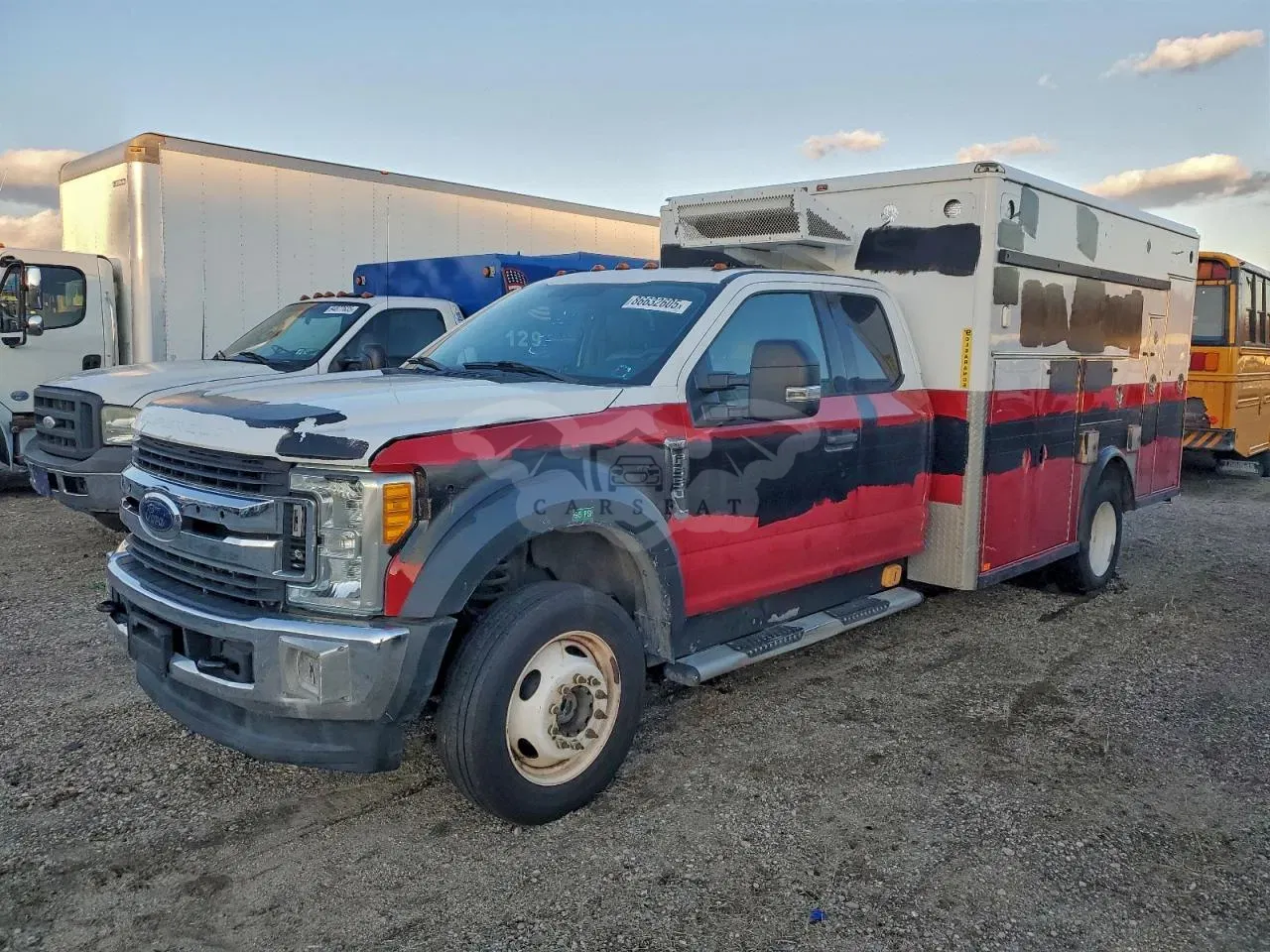 Ford F550 SUPER DUTY 6.7L 8 2017