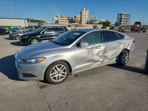 Ford Fusion SE 2.5L 4 2016
