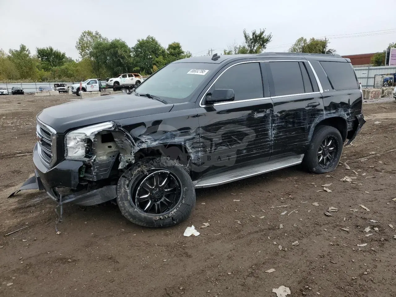 GMC Yukon SLE 5.3L 8 2015