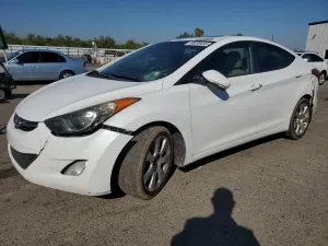 Hyundai Elantra GLS 1.8L 4 2013