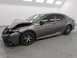 Toyota Camry 2.5L 4 2022
