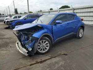 Toyota C-HR XLE 2.0L 4 2020