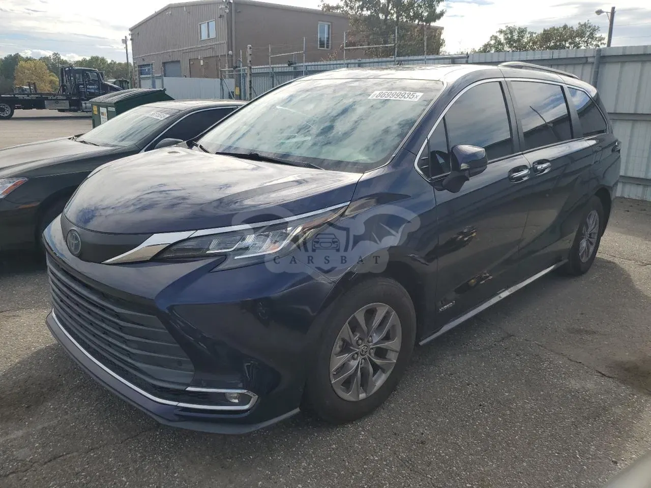 Toyota Sienna XLE 2.5L 4 2021
