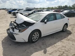 Toyota Corolla LE 2.0L 4 2024