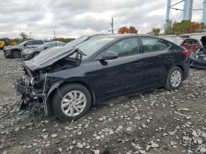 Hyundai Elantra SE 2.0L 4 2018