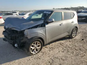 Kia Soul LX 2.0L 4 2022