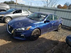 Nissan Altima S 2.5L 4 2019