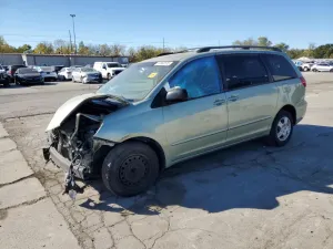 Toyota Sienna CE 3.3L 6 2006