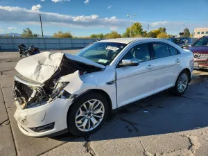 Ford Taurus LIMITED 3.5L 6 2015