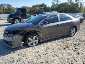 Toyota Camry BASE 2.5L 4 2012