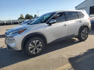 Nissan Rogue SV 2.5L 4 2021